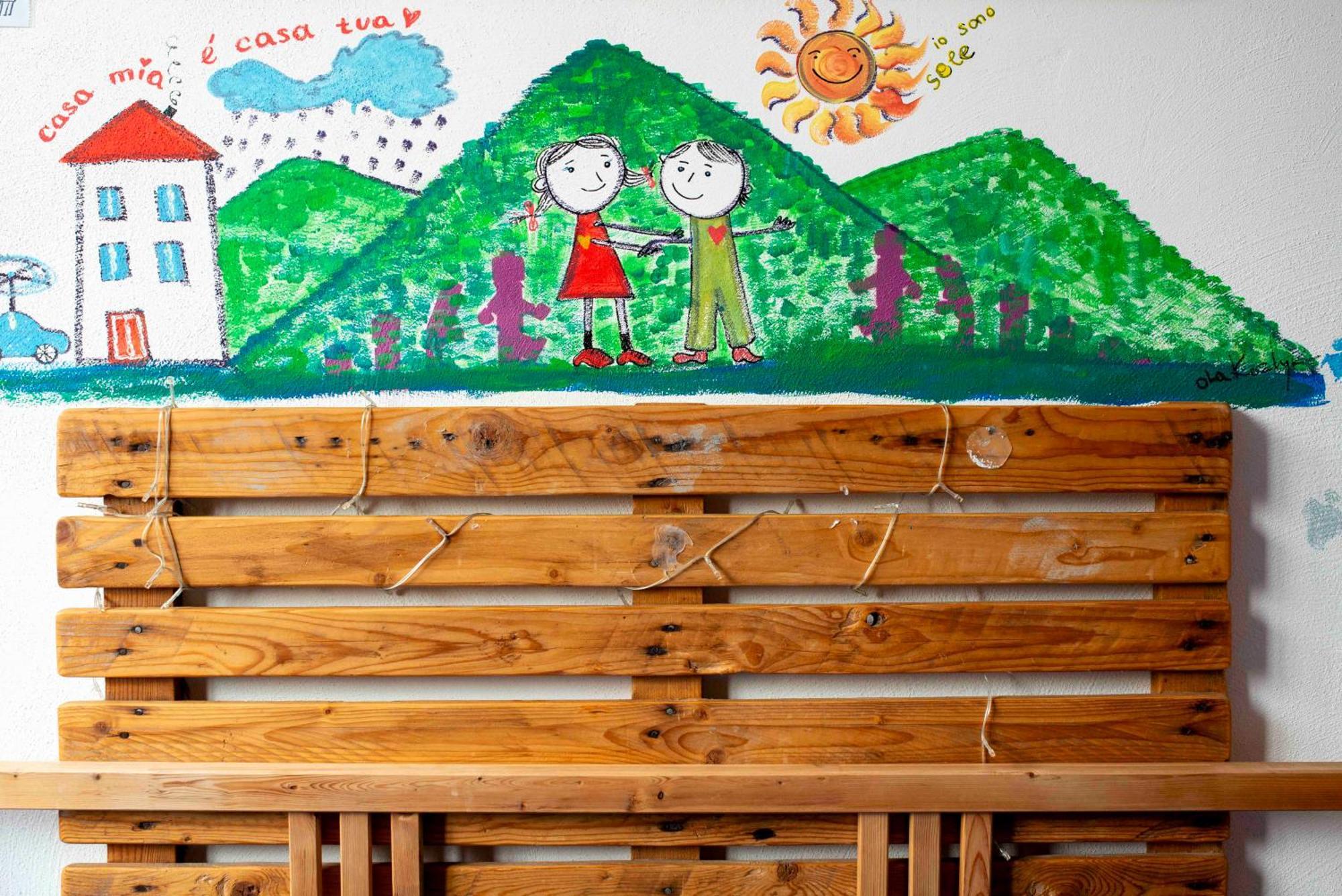 Eco Hostel Floreale Ерколано Екстер'єр фото