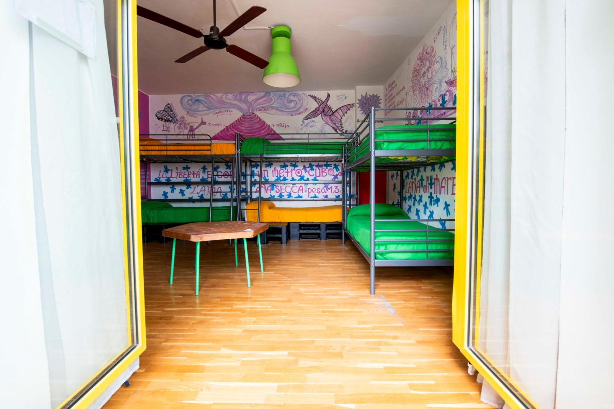 Eco Hostel Floreale Ерколано Екстер'єр фото